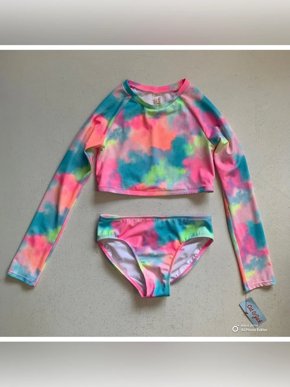 Cat & Jack Girl’s 2-Piece Rashguard Bikini Set Size XL NWT Pink Blue Tie-Dye